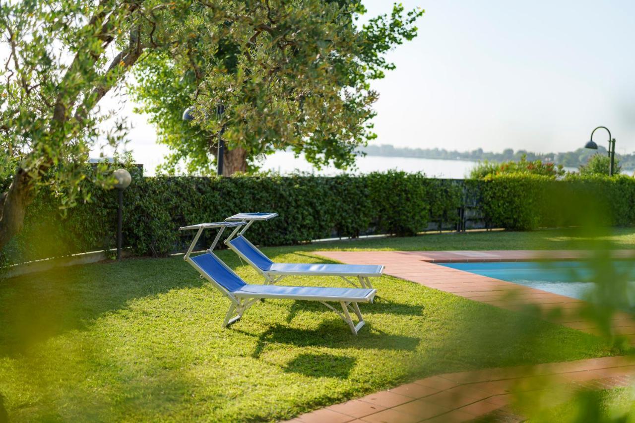 Lake Apartment Primea Sirmione Exterior photo